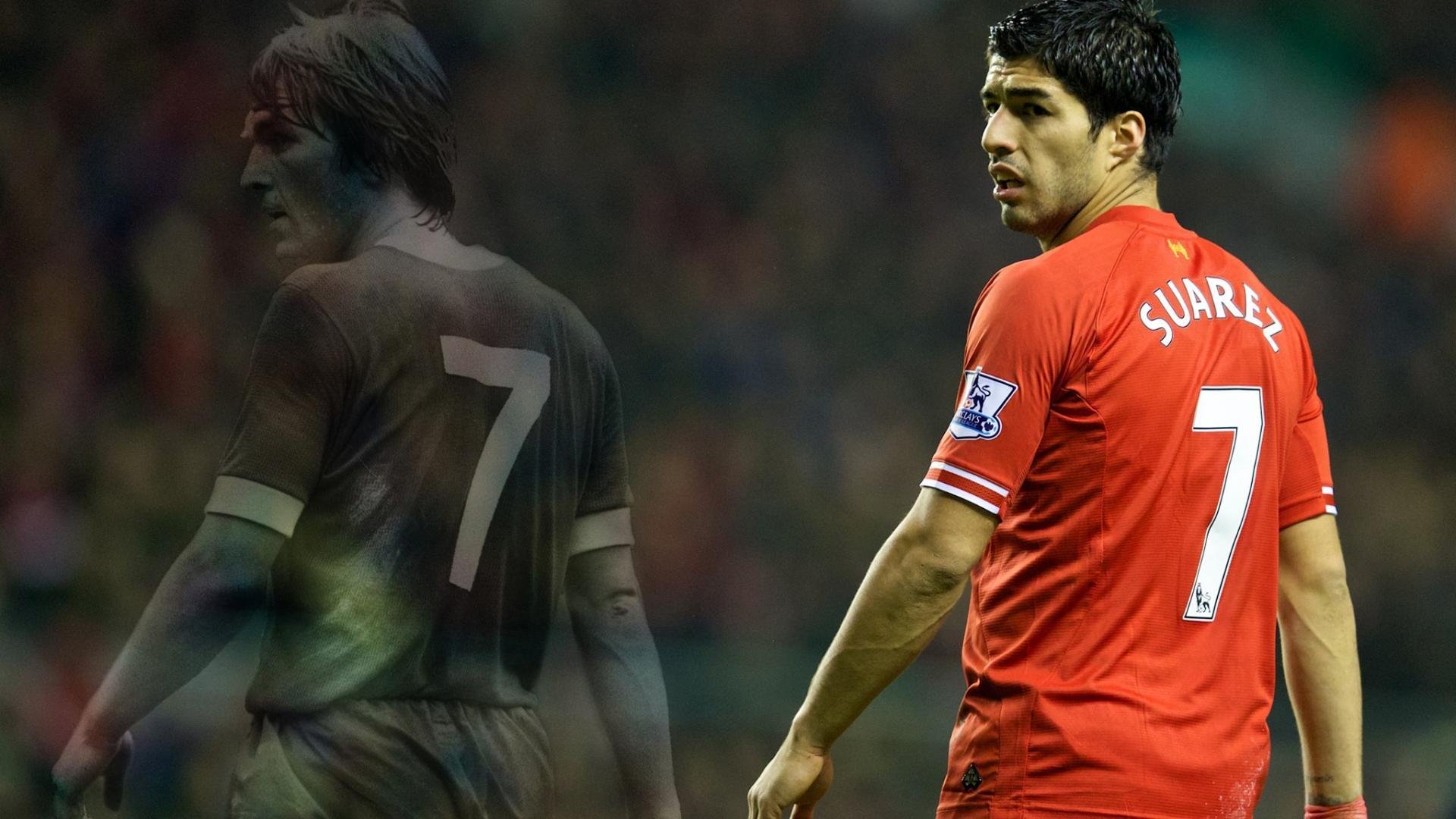 数字科技让足球比赛现场观众体验更丰富，互动性增强，数字智能足球